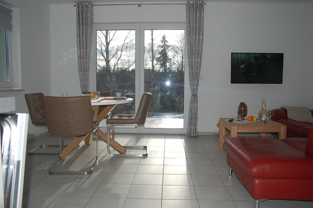 Behagliches Ferienhaus Zaunkoenig -Mit Kamin Und Sauna 탠 외부 사진