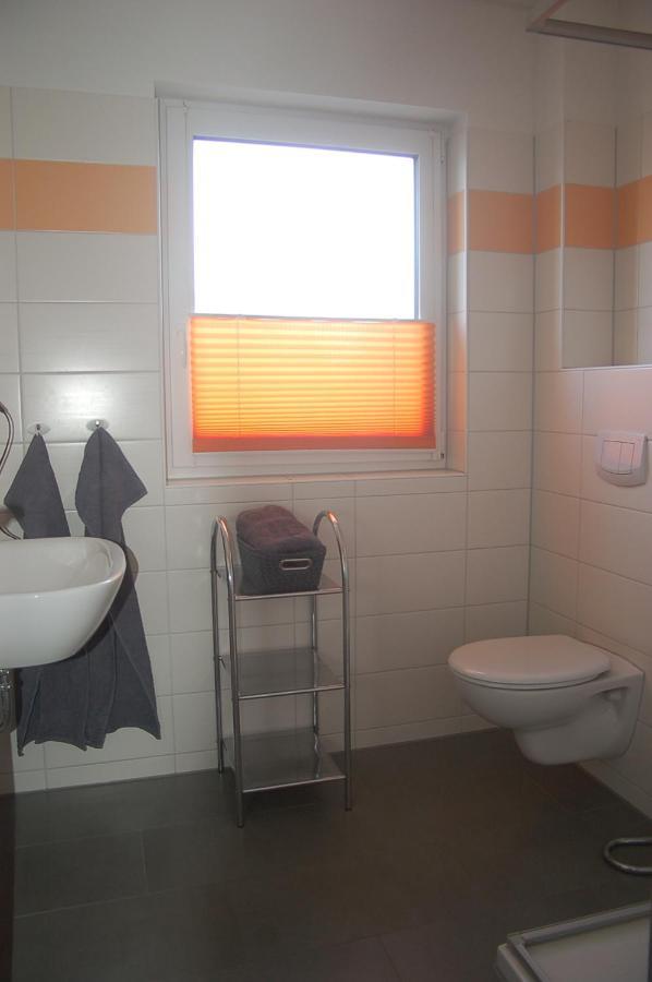 Behagliches Ferienhaus Zaunkoenig -Mit Kamin Und Sauna 탠 외부 사진