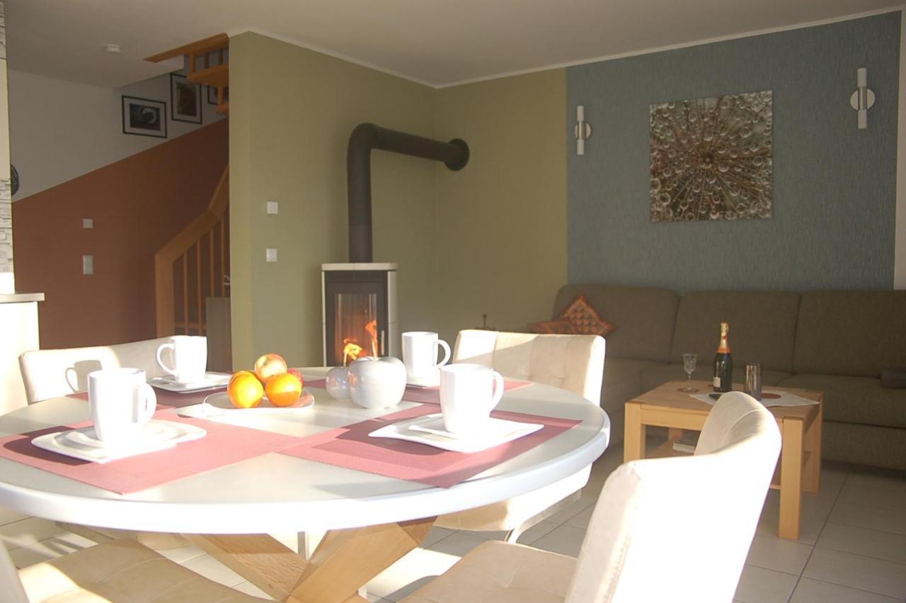 Behagliches Ferienhaus Zaunkoenig -Mit Kamin Und Sauna 탠 외부 사진